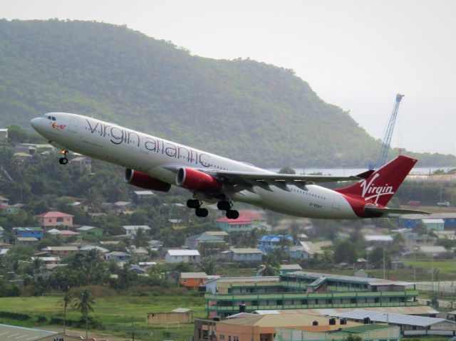 Airbus A330-300 (G-VSXY)