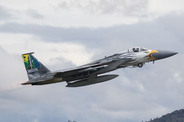 McDonnell Douglas F-15 Eagle (79-0041) - Rogue 1 Flight departing back to Kingsley Field after a short fuel stop.