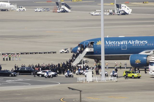 Airbus A330-200 (VNA-379) - VIP Flight at Tokyo-Haneda Intl Airport on 2014/03/16