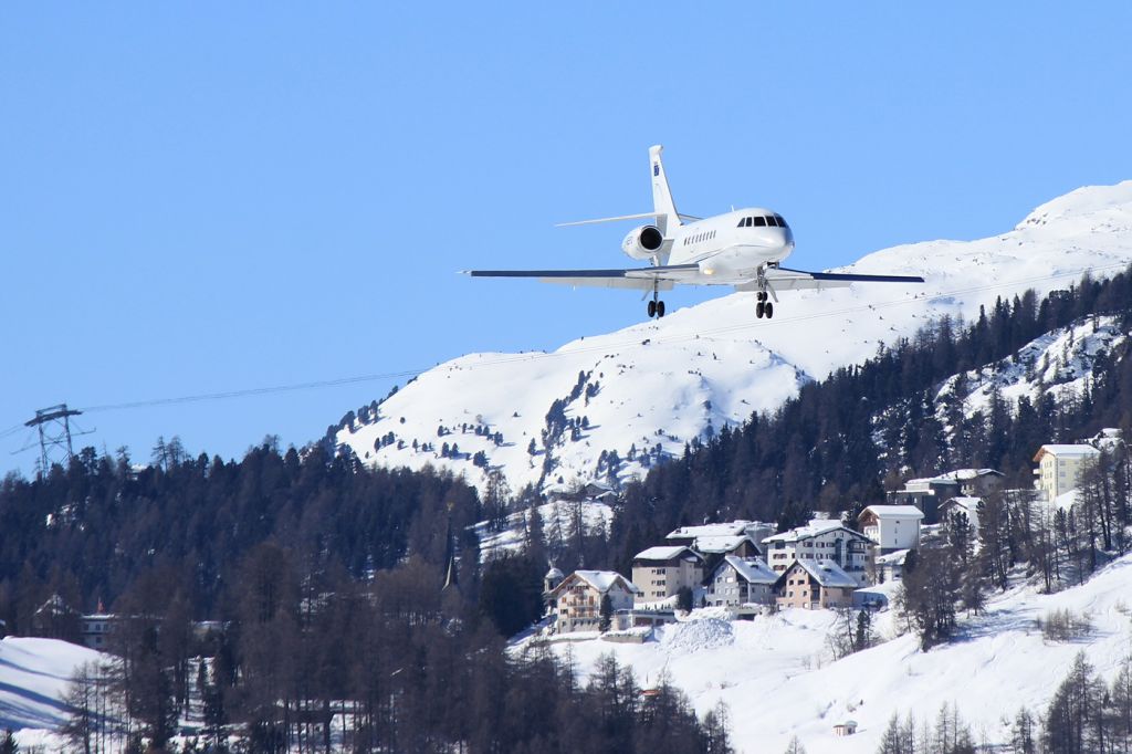 Dassault Falcon 2000 (I-GEFD)