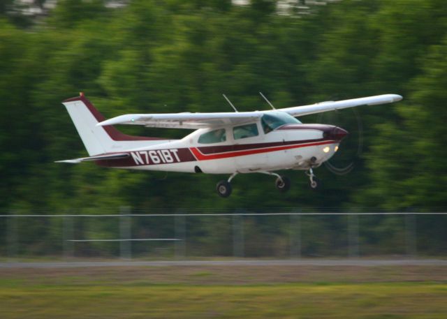 Cessna Skylane (N761BT) - 2014 Sun n Fun