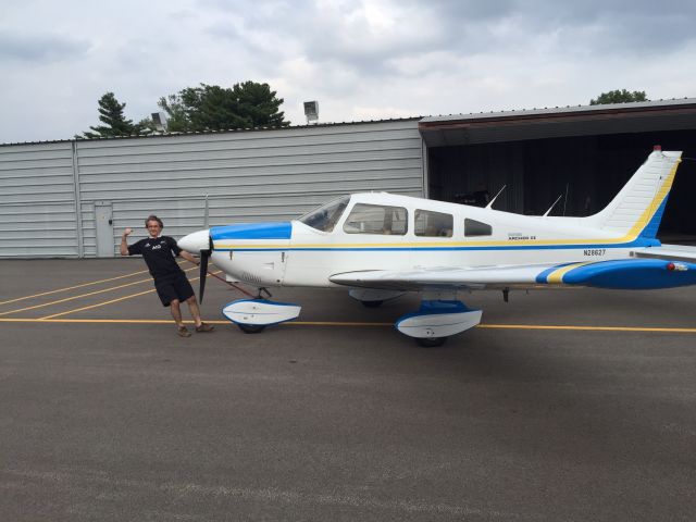 Piper Cherokee (N28627) - Pulling her out of the hanger