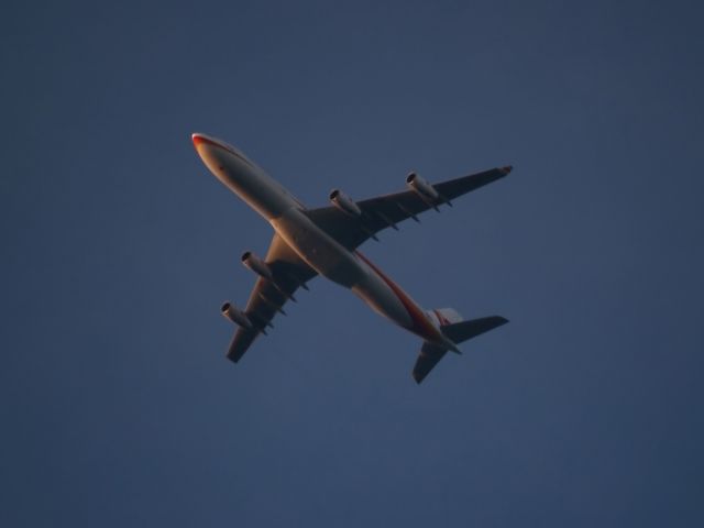 Airbus A340-300 (PZ-TCP)