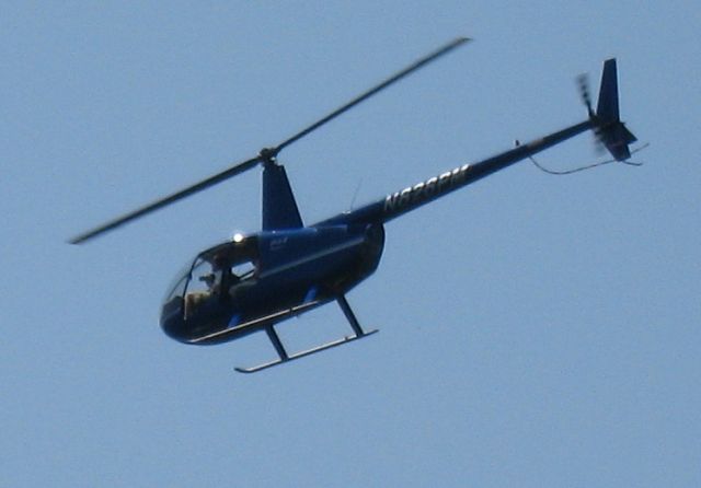 N828PM — - Robinson R44 taking photos at AquaPalooza 2009 - Lake Norman, NC