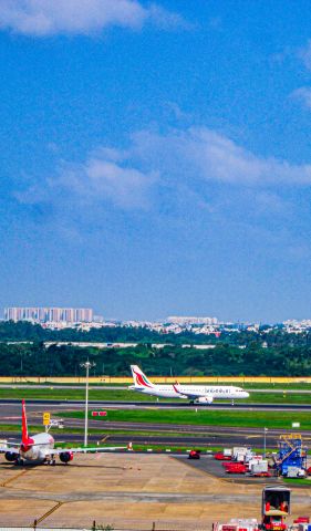 Airbus A320 (4R-ABT)