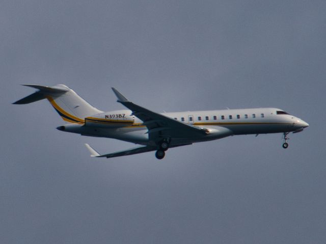 N393BZ — - Over Elliott Bay on final for Boeing Field. 