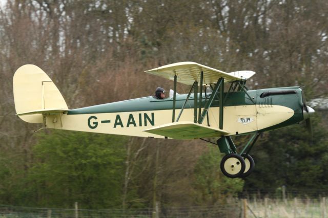 G-AAIN — - Landing on the grass runway at Old Warden Aerodrome. Part of the Shuttleworth Collection.