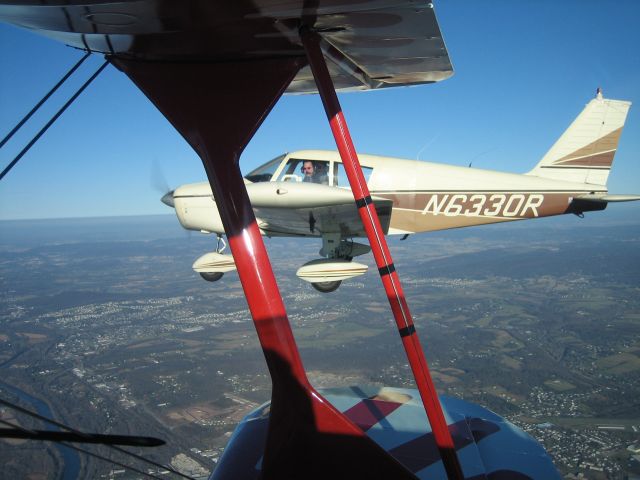 Piper Cherokee (N6330R) - Up Close and Personal (2)  Formation with Christian Eagle.