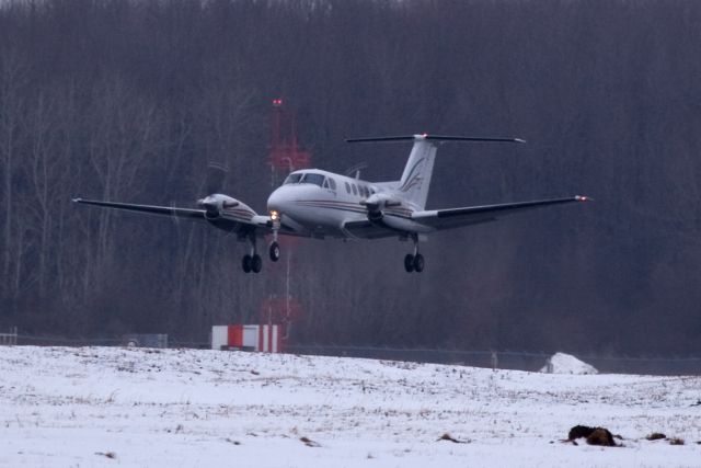 Beechcraft Super King Air 200 (N485R)