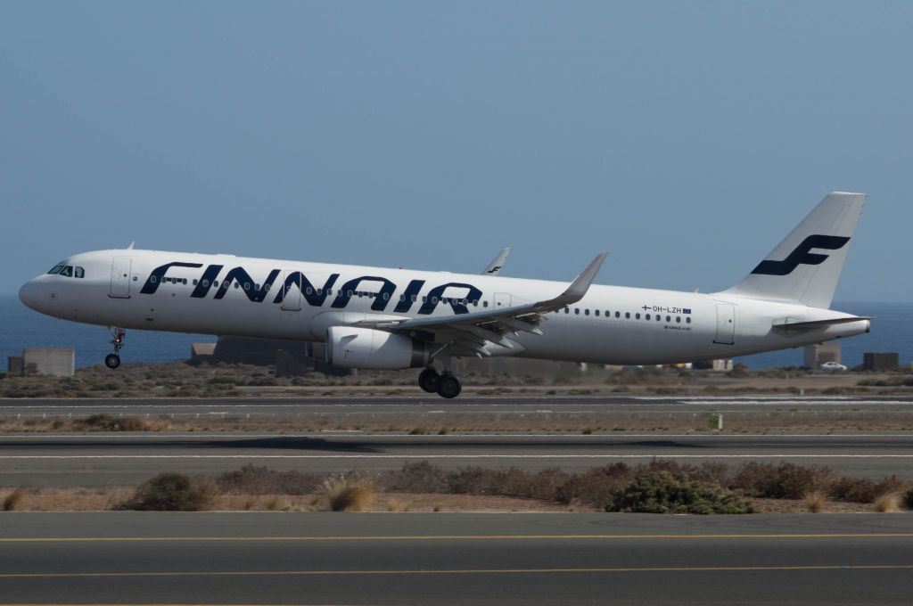 Airbus A321 (OH-LZH) - IV OPEN DAY GRAN CANARIA AIRPORT