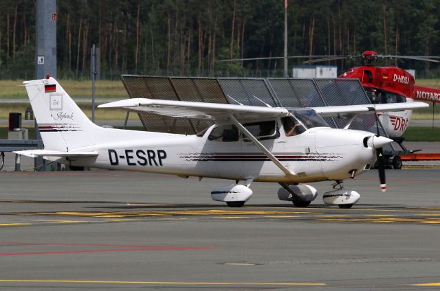 Cessna Skyhawk (D-ESRP)