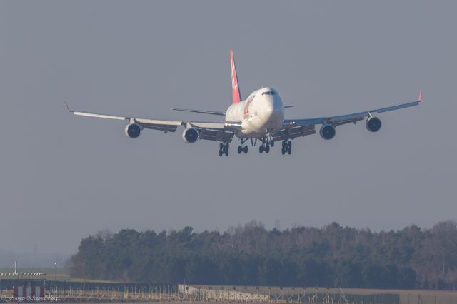 Boeing 747-200 (ER-BAM)