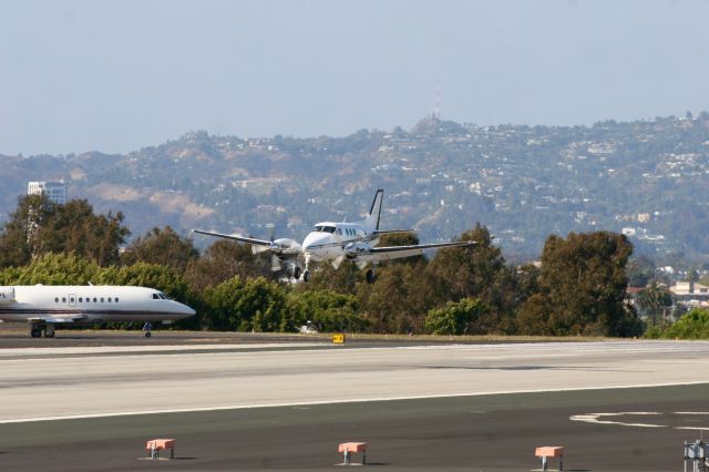 Beechcraft King Air 90 (N678PC)
