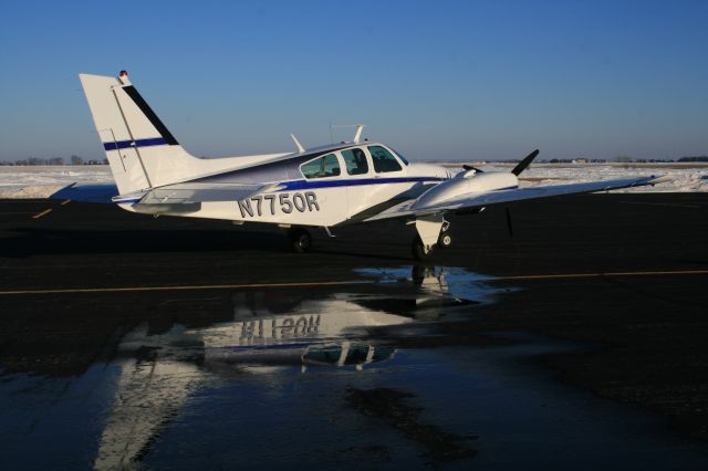 Beechcraft 55 Baron (N7750R)