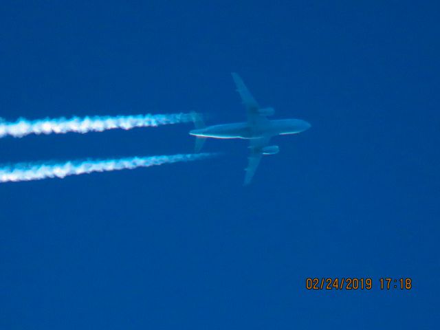 Airbus A319 (N809UA)