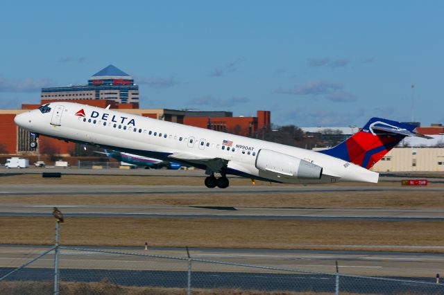 Boeing 717-200 (N990AT)