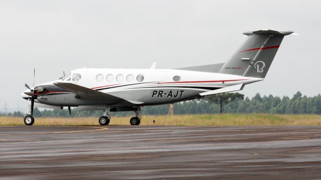 Beechcraft Super King Air 200 (PR-AJT)