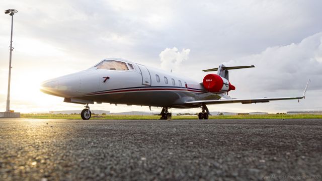 Learjet 60 (VH-ILJ)