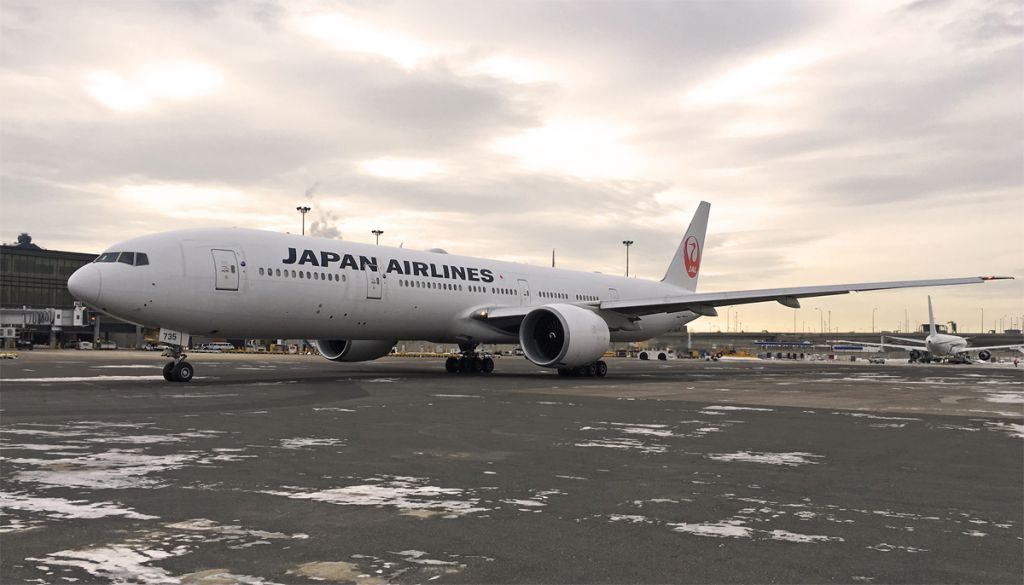 BOEING 777-300ER (JA737J) - JAL B777-300ER 
