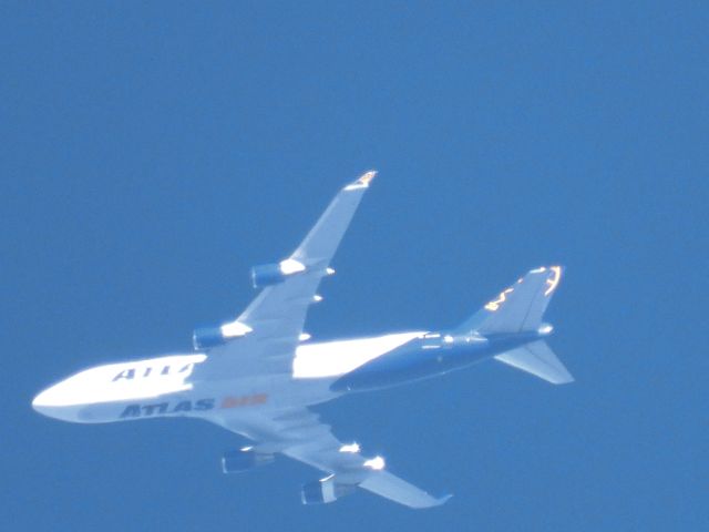 Boeing 747-400 (N473MC)