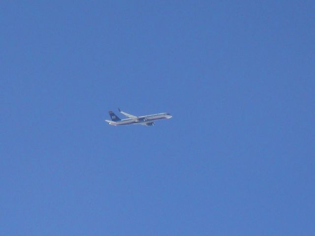 Boeing 757-200 — - South of Iceland, passing by, at FL380...