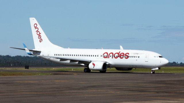 Boeing 737-800 (LV-HKZ)