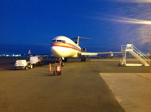 BOEING 727-200 (N729CK)