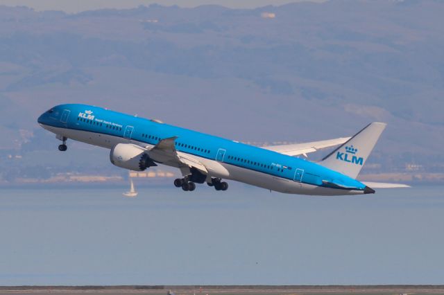 Boeing 787-9 Dreamliner (PH-BHL)