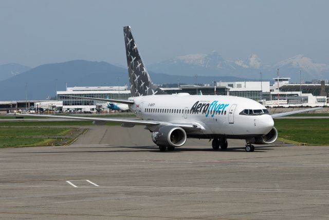 BOEING 737-600 (C-GKFP)