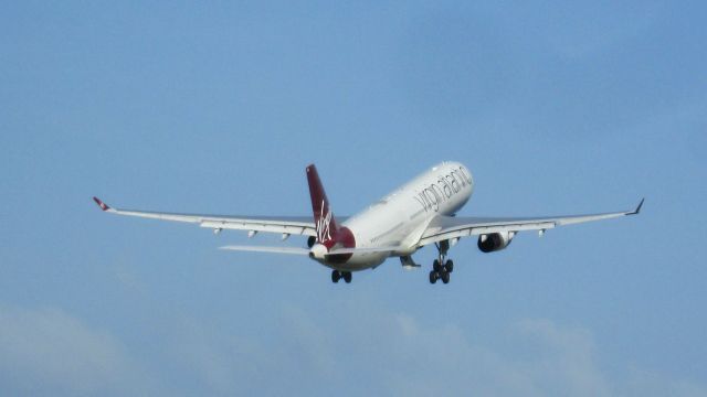 Airbus A330-300 (G-VGEM)