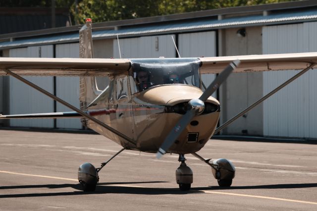 Cessna Skyhawk (N9139B)