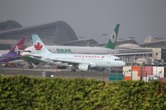 Airbus A319 (C-GBIK)