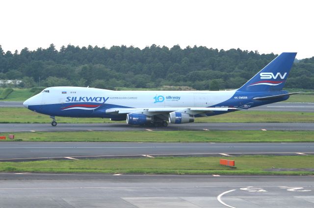 Boeing 747-400 (4K-SW800)