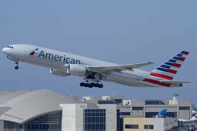 Boeing 777-200 (N779AN) - American Boeing 777-323ER N779AN at Los Angeles International Airport on August 20, 2013