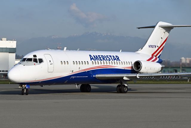 Douglas DC-9-10 (N782TW)