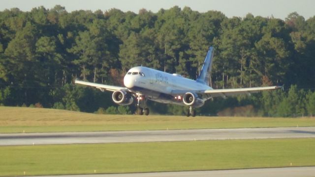 Airbus A320 (N778JB)
