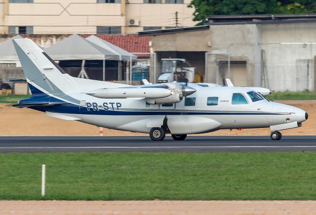 Mitsubishi MU-2 (PR-STP)