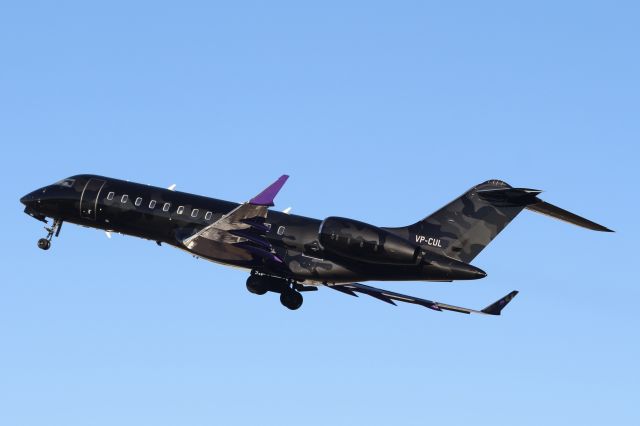 Bombardier Global Express (VP-CUL) - 26DEC22