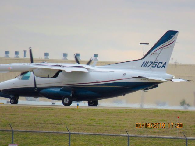 Mitsubishi MU-2 (N175CA)