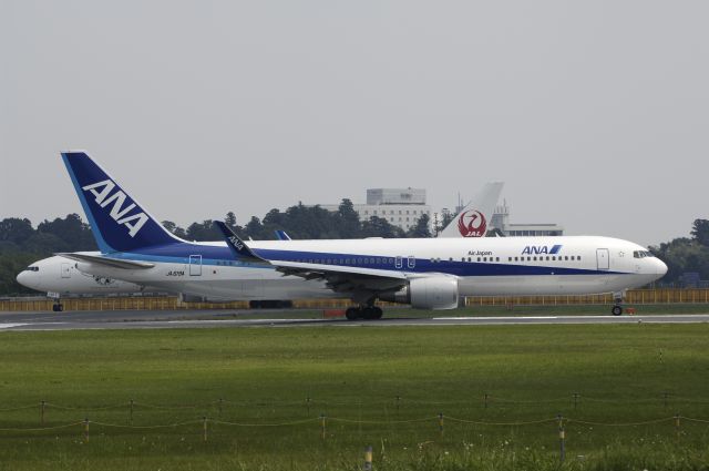 BOEING 767-300 (JA619A) - Departure at Narita Intl Airport Rwy16R on 2013/07/10