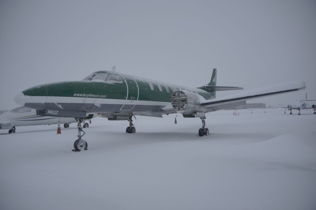 Fairchild Dornier SA-227DC Metro (N62Z) - Strong snow storms back drop a dying turbo-beast.