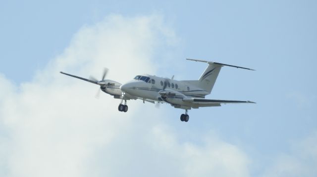 Beechcraft Super King Air 200 (N800TS)