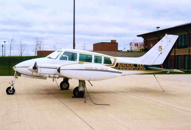 Cessna Executive Skyknight (N555JK)