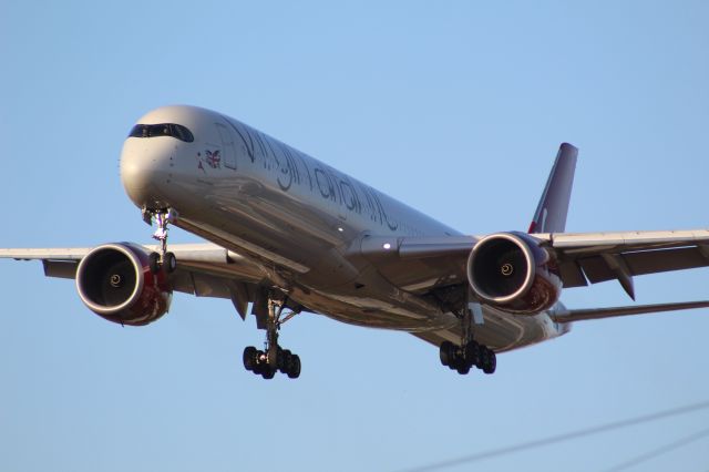 Airbus A350-1000 (G-VJAM) - A Virgin Atlantic A350-1000 on final approach into LHR, landing on runway 27L.br /br /Location: Myrtle Avebr /Date: 02.08.22 (dd/mm/yy)