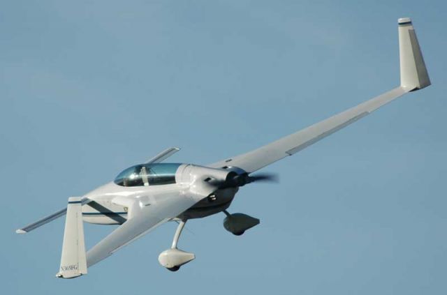 RUTAN Long-EZ (N365FG) - Chris departing from KAUN in his LongEZ. Photo by Andy Robinson