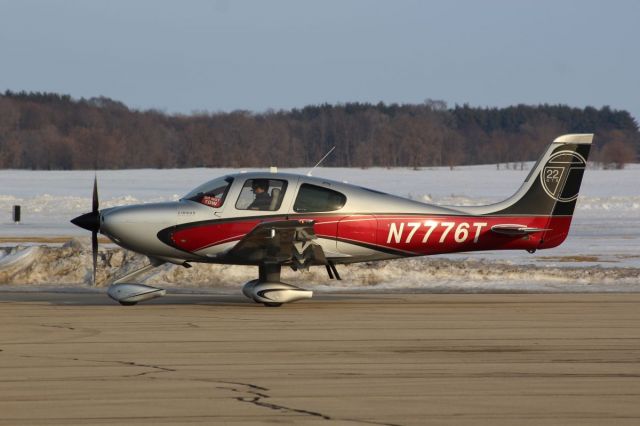 Cirrus SR-22 (N7776T) - Whiteside Co. Airport 25 February 2021br /This fantastic looking Cirrus SR22T popped in in the late afternoon.br /Gary C. Orlando Photo