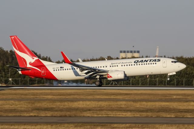 Boeing 737-800 (VH-VXC)