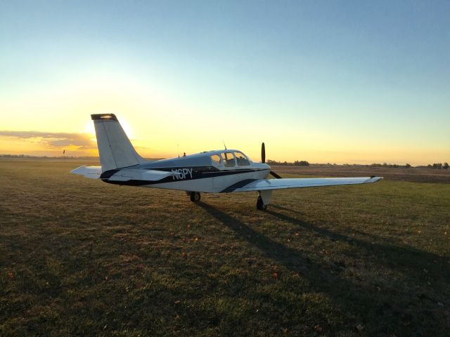 Beechcraft 35 Bonanza (N6PY)