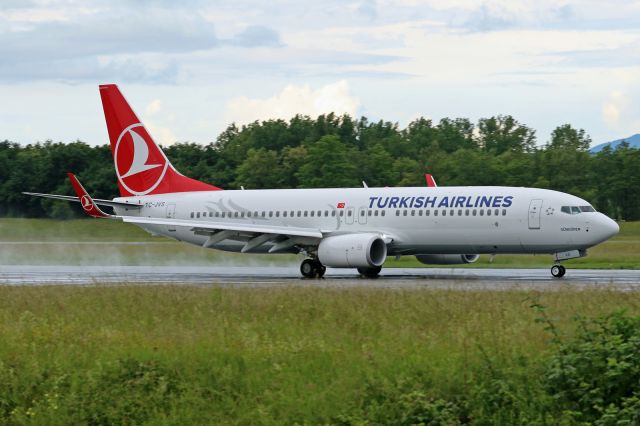 Boeing 737-800 (TC-JVS)