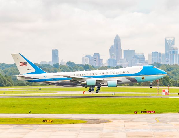 82-8000 — - Air Force 1 arriving at Charlotte Douglas Intl. Airport.